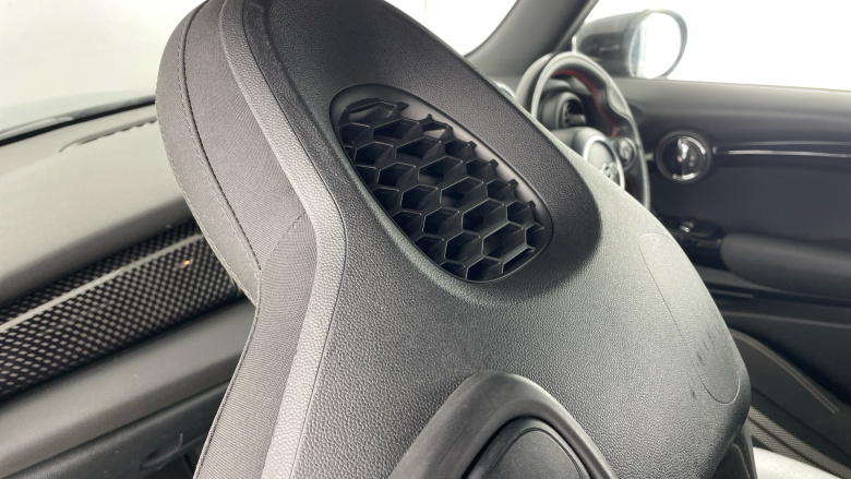 MINI Hatchback 2.0 Cooper S Sport II 3dr Auto [Comfort/Nav Pack] Petrol Hatchback